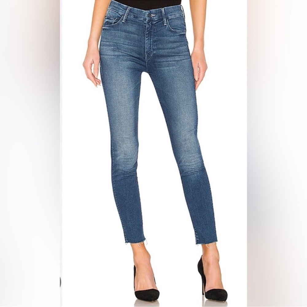 MOTHER high waisted looker ankle fray in lure me in